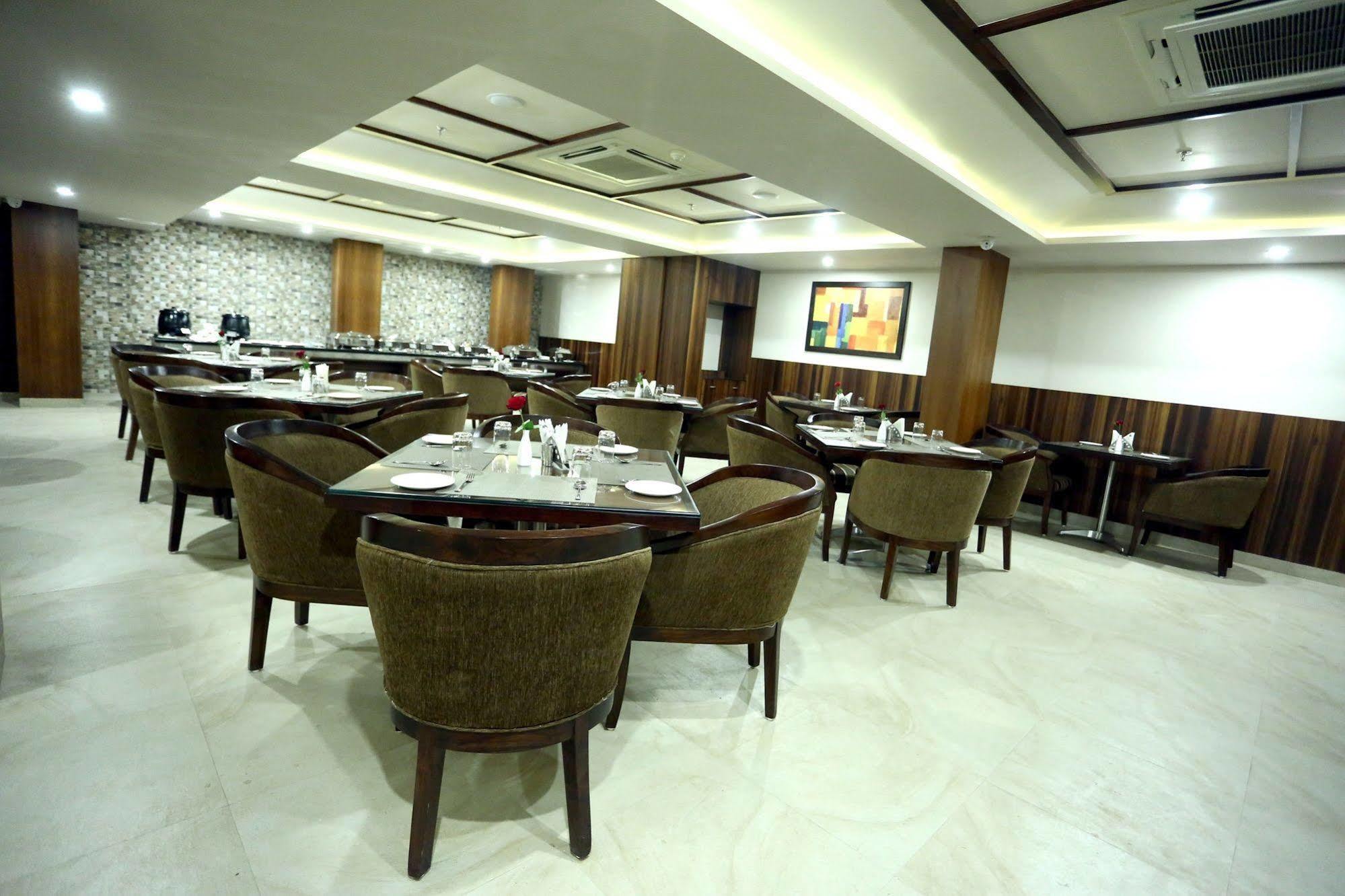 Hotel Solitaire Raipur (Chhattisgarh) Exterior photo