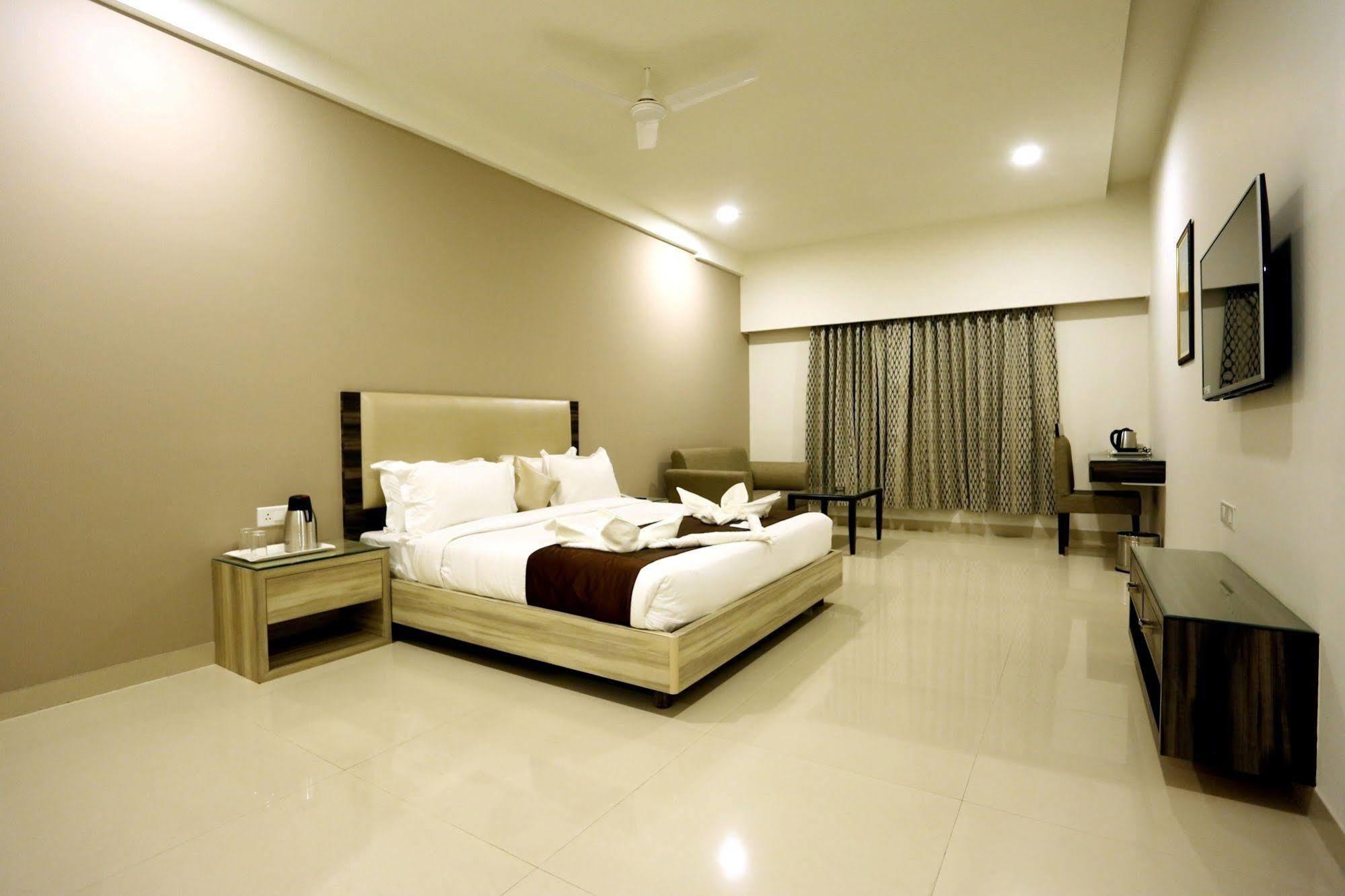 Hotel Solitaire Raipur (Chhattisgarh) Exterior photo