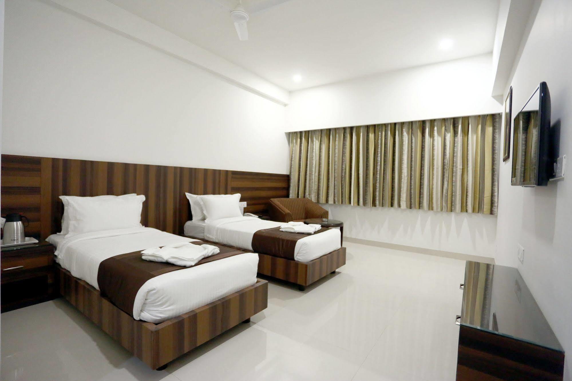 Hotel Solitaire Raipur (Chhattisgarh) Exterior photo